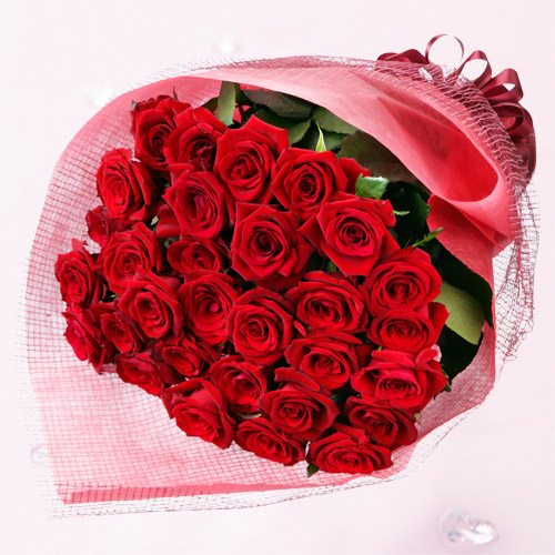 30本の赤バラの花束 - ご結婚記念日(法人） ［613043］｜花や花束の