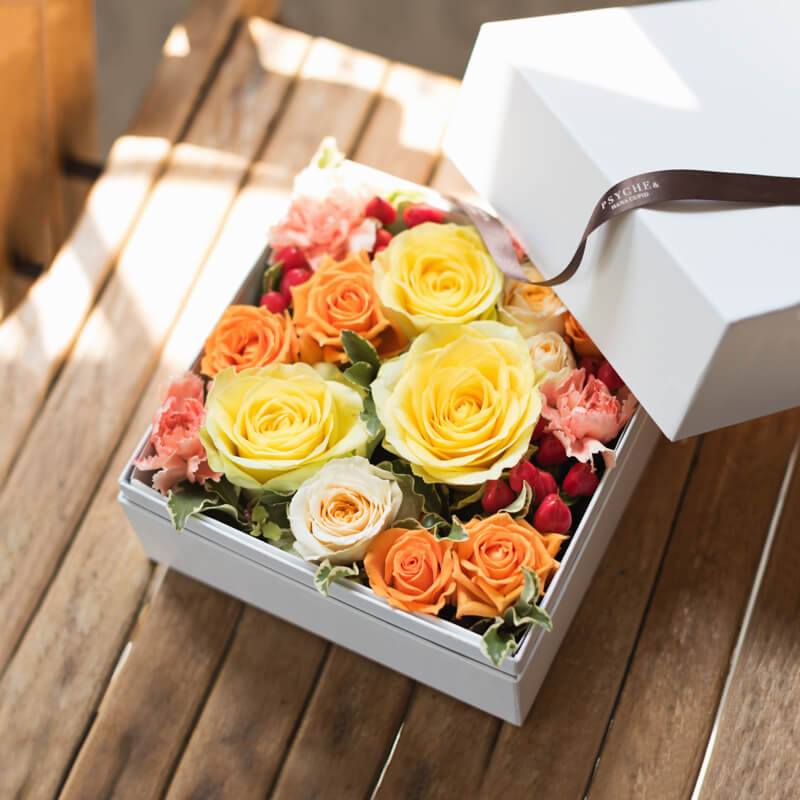 花キューピット【公式サイト】W_flower box_0048(フラワーボックス) warm｜花や花束の宅配・フラワーギフト通販なら花