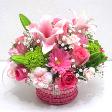 《Flower arrangement》Pink Lily Round 送別のお花特集(宅配)