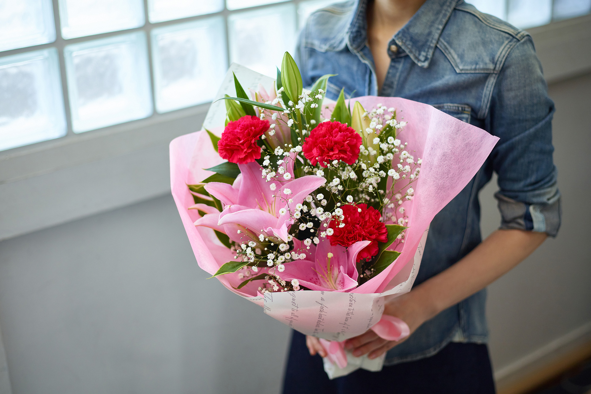 9月の誕生花 デンファレ などの花言葉や育て方 花や花束の宅配 フラワーギフト通販なら花キューピット 贈り物 プレゼントで花を贈ろう