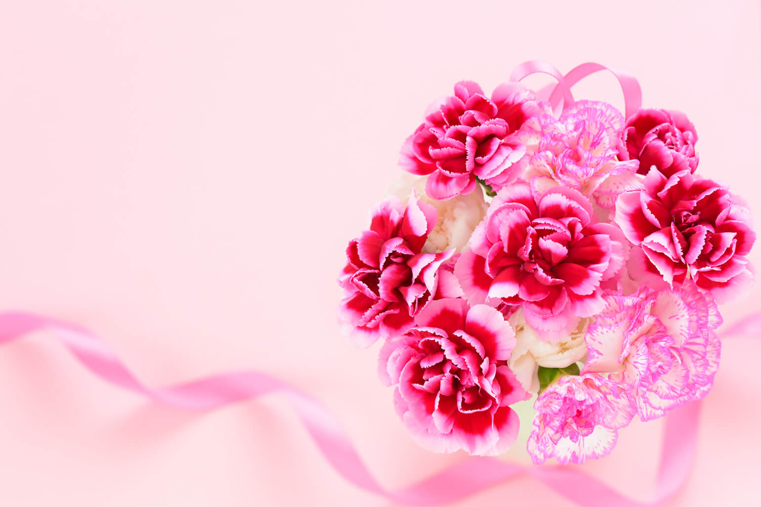 定番の「お花」は誰にでも喜ばれるギフト