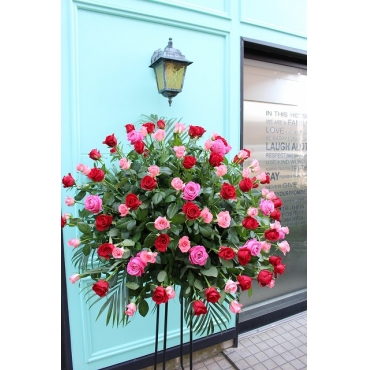 一般カテゴリー,バラ100本のスタンド花,吉田フローリスト