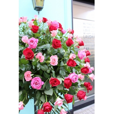 一般カテゴリー,バラ100本のスタンド花,吉田フローリスト