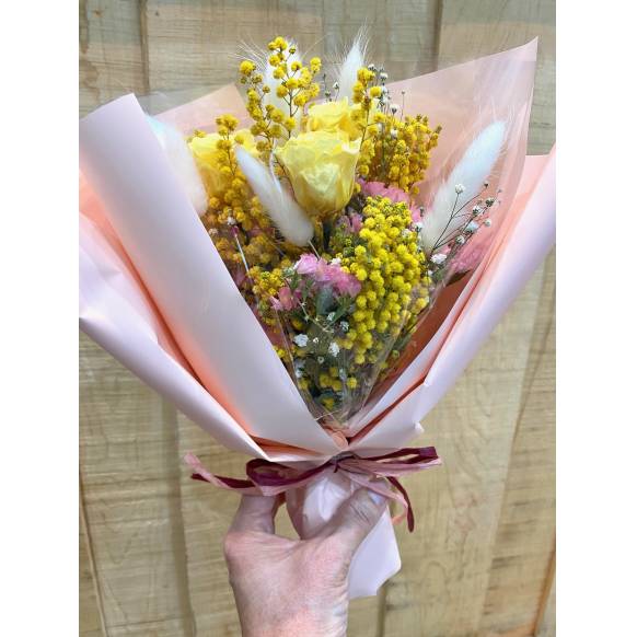 プロポーズ　21本の赤バラの花束