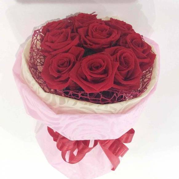 プリザーブドフラワー プロポーズにプリザーブドフラワーの赤いバラ９本の花束 ケース付き インターネット花キューピット フラワーギフト 手渡し
