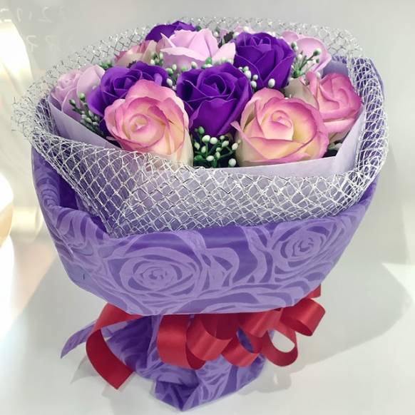 フラワーソープの花束 パープル&ピンク クリアケース入り｜花