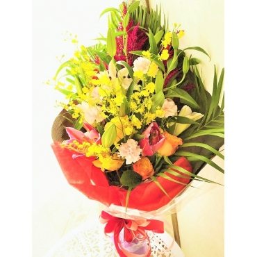 オリエンタルユリ 薔薇 他豪華花束 インターネット花キューピット フラワーギフト 手渡し