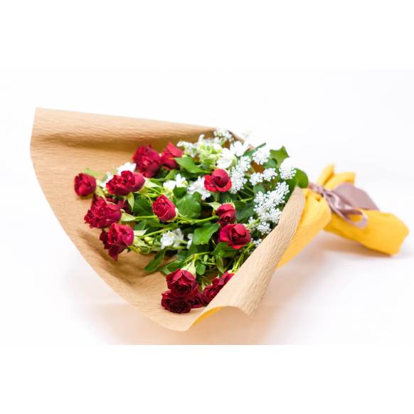 スプレーバラと小花MIXのおまかせ花束一般カテゴリー