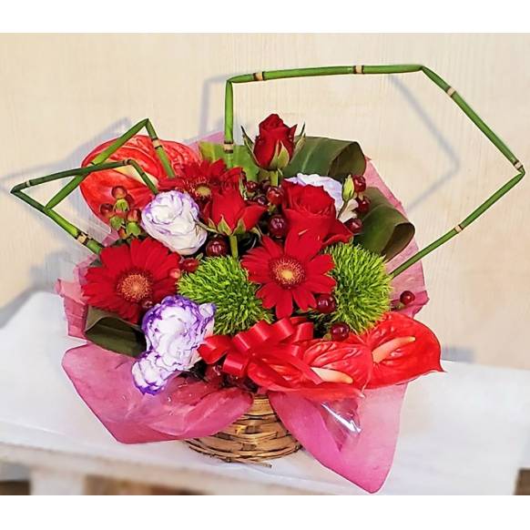 フラワーアレンジメントE 季節のお任せアレンジメント ￥5,500 | saku-botanicalworks