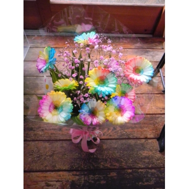 レインボーガーベラの花束｜花キューピット・ フラワーギフト