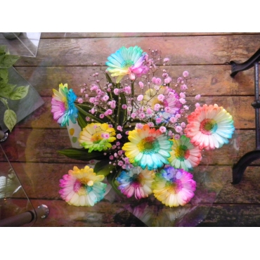 お歳暮・冬ギフト特集2024 レインボーガーベラの花束｜花キューピット・ フラワーギフト その他