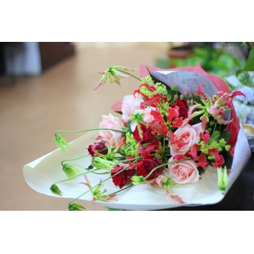 一般カテゴリー,御祝おまかせ花束,スワガーデン