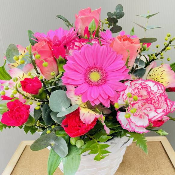 一般カテゴリー,ピンク系バラとガーベラのアレンジメント,ポピー