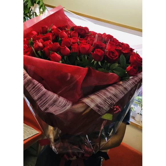 一般カテゴリー,赤バラ100本の花束,カシワ花の店